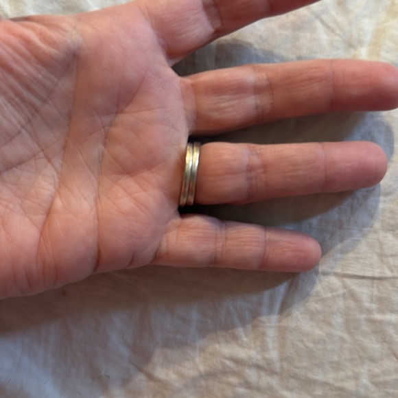 Silver wedding ring set - Picture 4 of 7